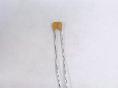 VISHAY K333K15X7RF5TL2