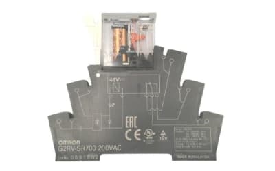 OMRON G2RV-SR700 AC200