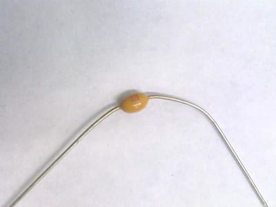 VISHAY A472K15X7RF5TAA