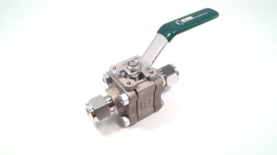 PARKER 8A-SWB8L-RT-V-SS-C3