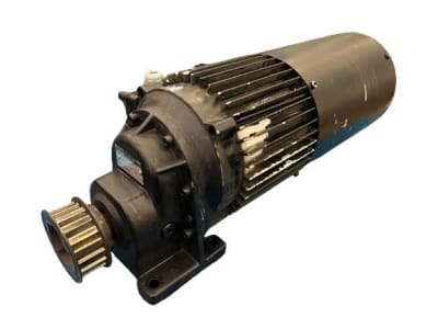 LENZE 12.621.10.1 90L/4-H-TH-BR-FL