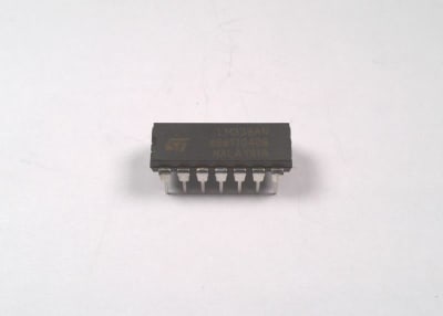 ST MICRO LM339AN