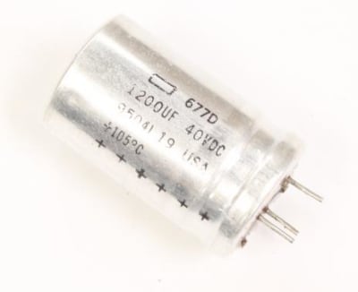 UCC 677D122M040JJ7A