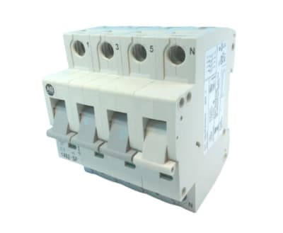 ALLEN BRADLEY 1492-SP3C040-N