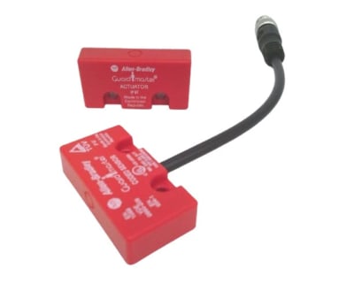 ALLEN BRADLEY 440N-Z2NRS1C