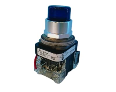 ALLEN BRADLEY 800TC-QTH24B