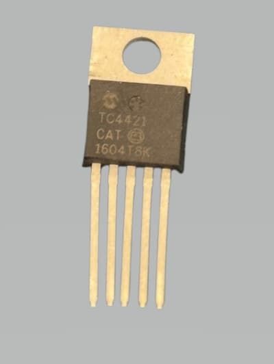 MICROCHIP TECHNOLOGY INC TC4421CAT