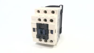 SCHNEIDER ELECTRIC CAD32FC7