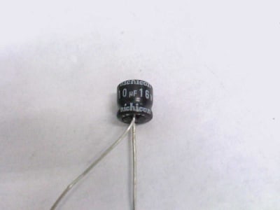 NICHICON UMP1C100MDD1TP