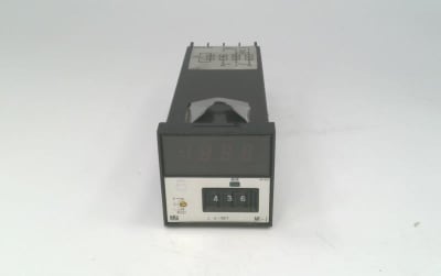 RKC C100FJA3-8NN-ZK-852