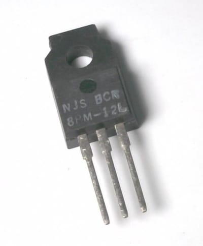 RENESAS BCR8PM-12L