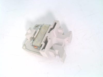 TE CONNECTIVITY 0925