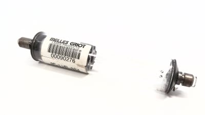 MELLES GRIOT 05-LHR-004