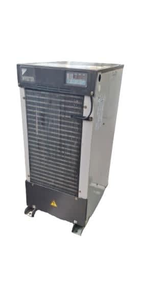 DAIKIN INDUSTRIES AKZ328-D04