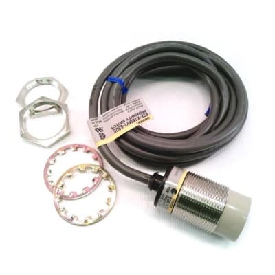 OMRON E2E-X18MY1-53US 2M