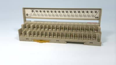 OMRON B7AT6A1