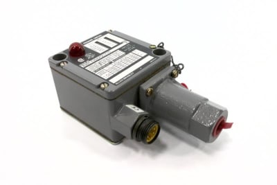 ALLEN BRADLEY 836T-T352JX21X15