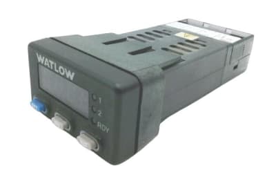 WATLOW 935A-1CD0-000R