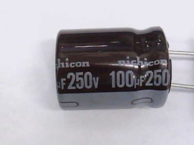 NICHICON UCY2E101MHD1TN