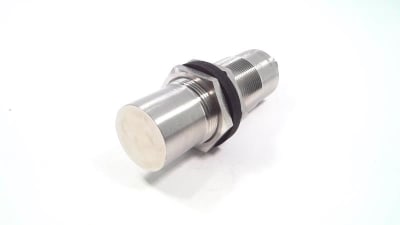 EFECTOR UID02500E1KG/IO-LINK/US-UIT301