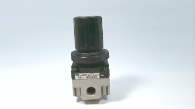 SMC EAR2000-F02