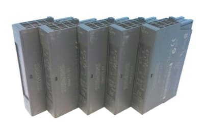 SIEMENS 6ES7131-4BB00-0AA0