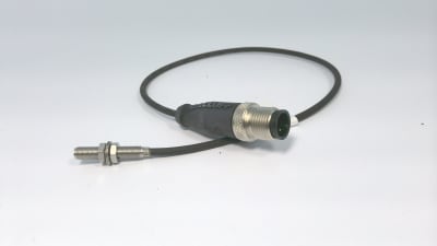 BALLUFF BES 516-3005-G-E4-C-S4-00,3