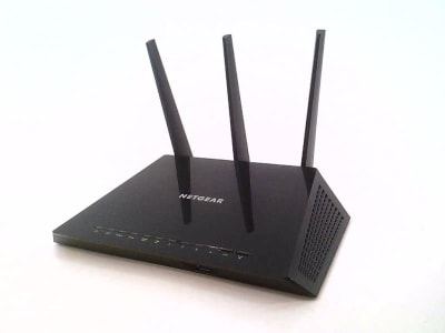 NETGEAR R7450-100NAS