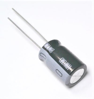 NICHICON UHW1H221MPD