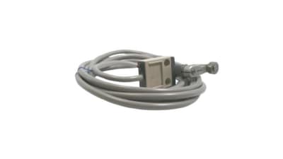 OMRON D4C2224
