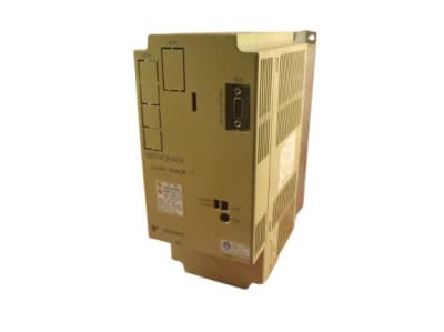 YASKAWA ELECTRIC SGDB-03ADM
